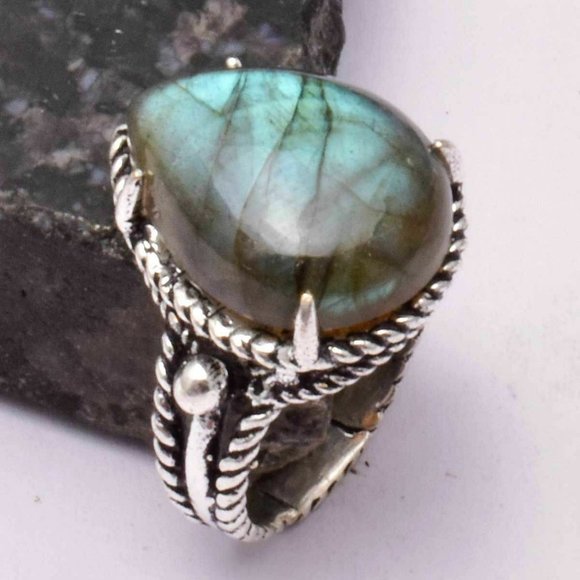 Hand Crafted Jewelry - Handmade Labradorite Gemstone Gothic 925 Silver Ring